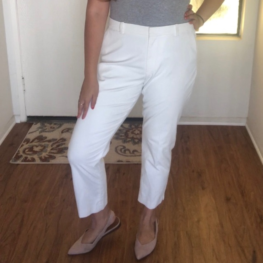 UNIQLO White Cropped Pants/Capris - US size 12